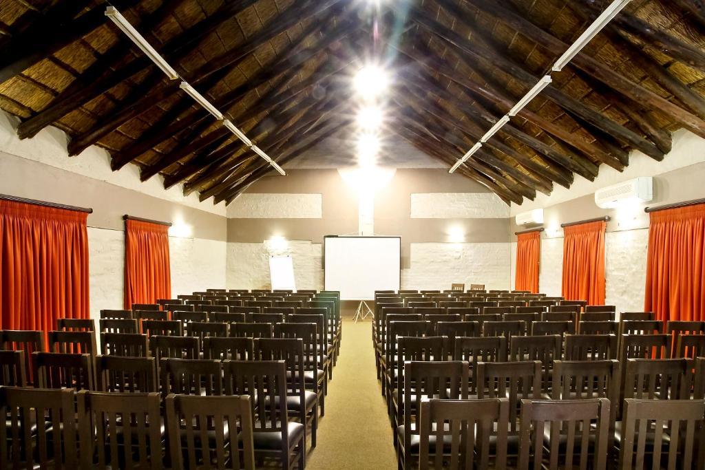 בלומפונטייין Bains Lodge מראה חיצוני תמונה