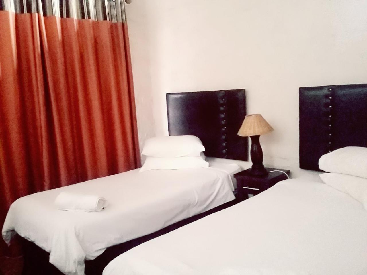 בלומפונטייין Bains Lodge מראה חיצוני תמונה